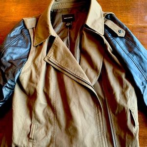 DKNY trench coat with removable arms